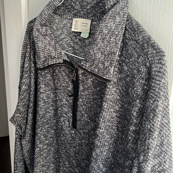 Anthropologie Tops - Anthro 1/4 zip top - size Size ( oversized )